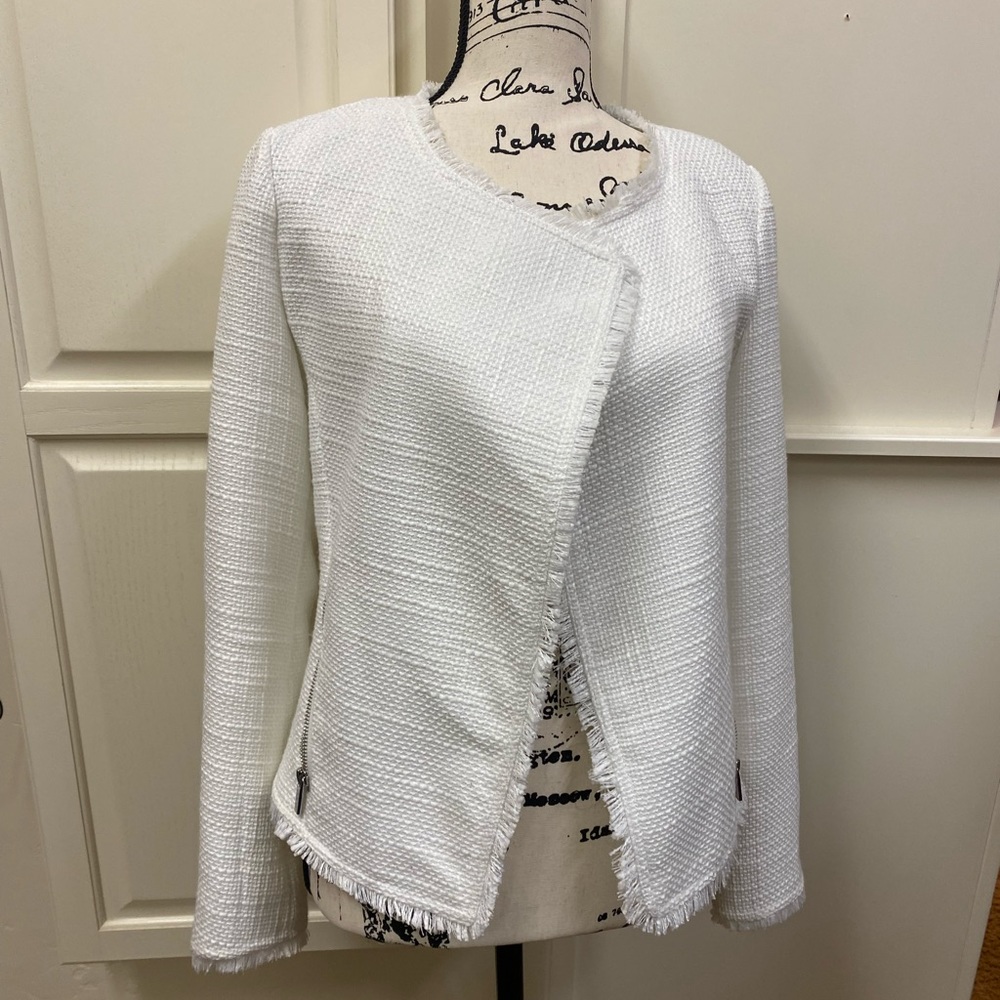 Very Classy With Jacket - image 1